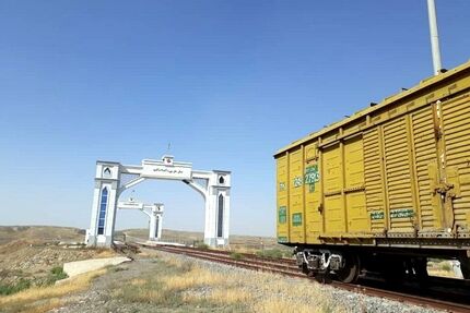 تفاهم‌نامه سه جانبه ریلی بین سه کشور ایران، ترکمنستان و قزاقستان امضا شد