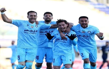 صعود گل گهر سیرجان به رده پنجم لیگ برتر فوتبال
