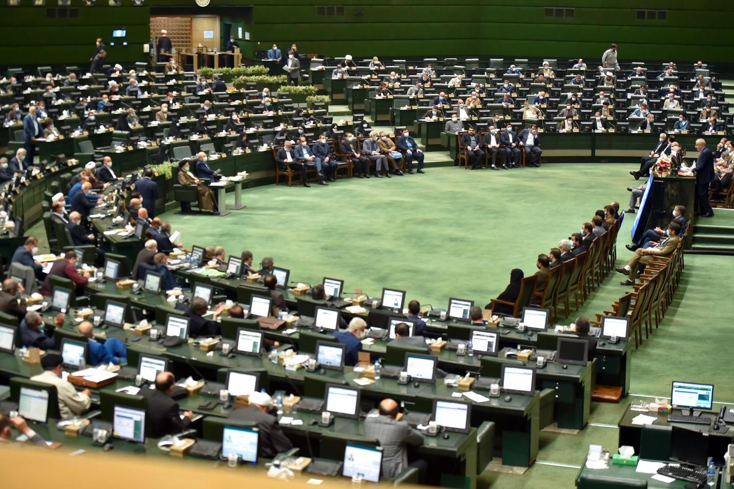 به مناسبت روز مجلس، نشست مشترک مجلس شورای اسلامی و دولت