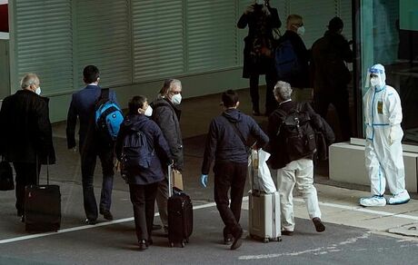 ورود بازرسان سازمان جهانی بهداشت همزمان با ثبت نخستین قربانی کرونا پس از ۸ ماه به چین