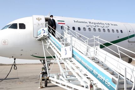 رئیس جمهور وارد استان فارس شد / حجت الاسلام رئیسی در بدو ورود چه گفت؟
