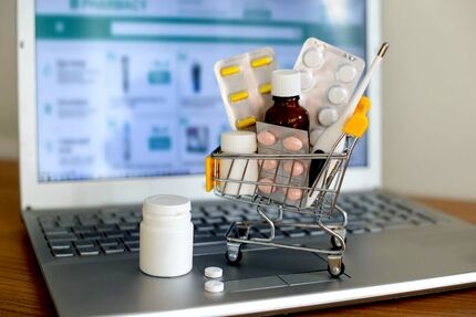 آغاز مرحله آزمایشی عرضه اینترنتی دارو