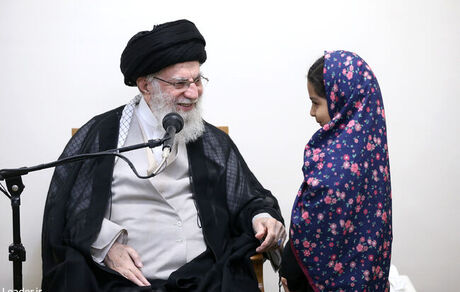 دیدار خانواده‌های شهدای شرارت اخیر رژیم صهیونیستی با رهبر انقلاب