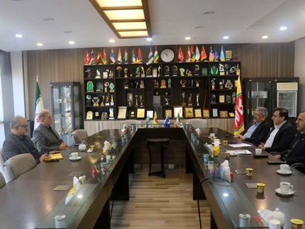 بازدید معاون مدیرعامل بانک مسکن از شرکت‌های «سولیکو کاله» و «سیم و کابل آمل»
