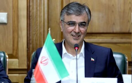 رئیس کل بانک مرکزی به عمان رفت
