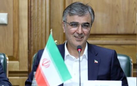 رئیس کل بانک مرکزی به عمان رفت