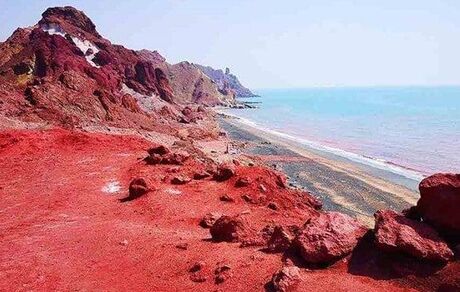 عضو شورای شهر: خاک هرمز را با خود نبرید