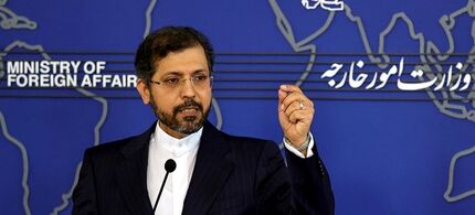 خطیب زاده: اقمار هیچ کشوری نیستیم/ اجازه مداخله در امور ایران را نمی‌دهیم