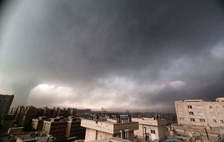 باران خطرناک در آسمان تهران / در خانه بمانید