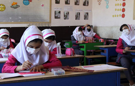 ابلاغ دستورالعمل حضوری شدن مدارس از چهاردهم فروردین ماه به سراسر کشور