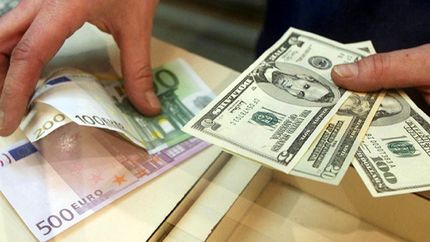 قیمت دلار و یورو در ۱۶ مهر