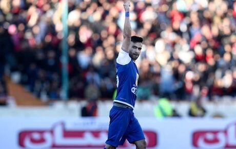 بازگشت زودتر از موعد مهاجم آبی‌پوشان/ مطهری با استقلال به آبادان می‌رود