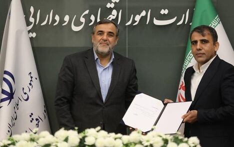 استقبال معاون وزیر امور اقتصادی و دارایی از عملکرد بانک مسکن در تامین مالی پروژه‌های مسکن
