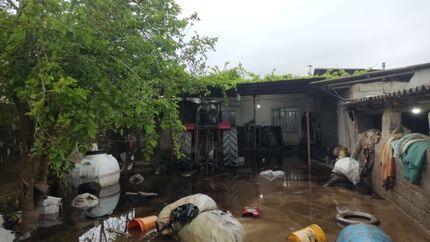 راه دسترسی ۲۴ روستای مینودشت بدلیل رانش زمین و ریزش کوه مسدود شد