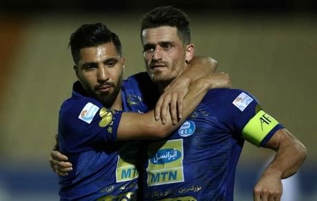 توافق استقلال و غفوری برای تمدید قرارداد و مطالبات گذشته