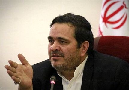 ادعای جنجالی نماینده پرحاشیه مجلس: اینستاگرام به ایران پیام داده تا به ایران برگردد!