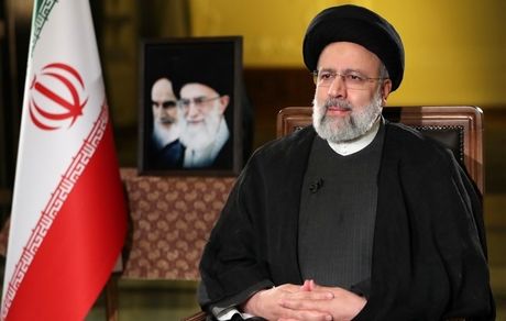 دعوت رئیس جمهور از مردم برای حضور در راهپیمایی ۲۲ بهمن