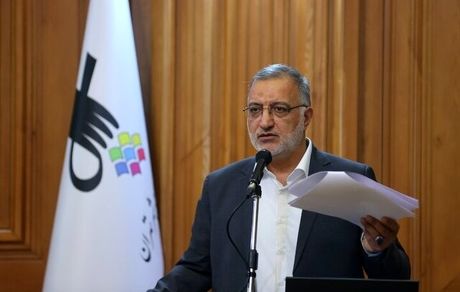 زاکانی: اگر از آسمان سنگ هم ببارد ما مسیر خود را پیگیری می‌کنیم / تهران را شهر هوشمند و شیشه‌ای دیده‌ایم