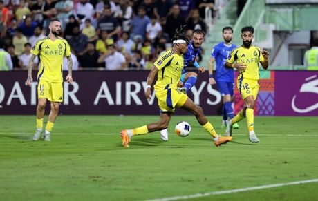 استقلال به ستاره‌ها باخت / نمایش آبرومند تیم سهراب در مقابل تیم رونالدو