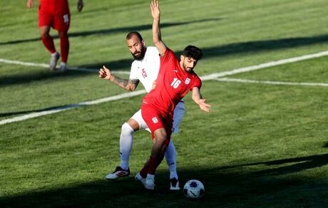 بازیکن استقلالی، اردوی تیم ملی فوتبال را ترک کرد