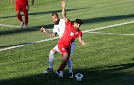 بازیکن استقلالی، اردوی تیم ملی فوتبال را ترک کرد