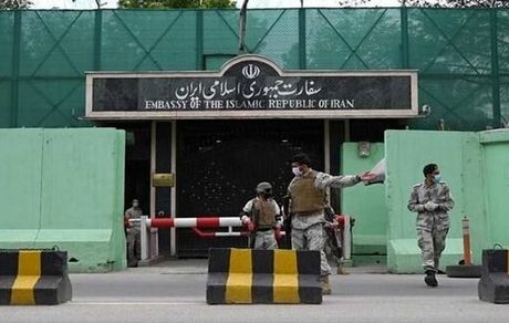 بازداشت ۱۵ نفر از آشوب‌گران مقابل سفارت ایران در کابل