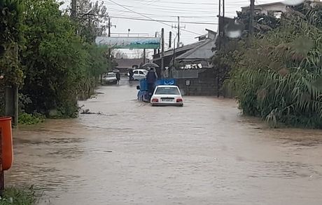 نجات ۵۴ خودرو از کولاک و سیل در ۷ استان
