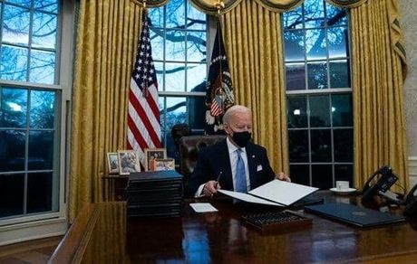 تمدید وضعیت اضطرار ملی آمریکا در خصوص ایران