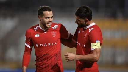 باشگاه پرسپولیس به شایعه جدایی اورونوف واکنش نشان داد