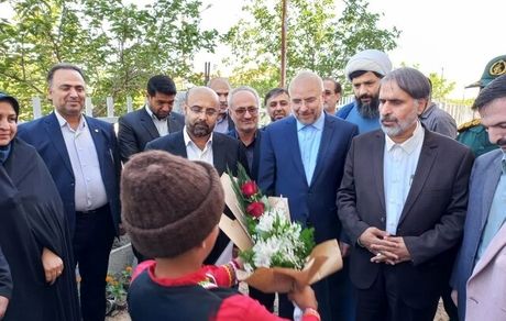 قالیباف وارد استان خراسان شمالی شد / بازدید از پروژه‌های صنعتی در اولین گام