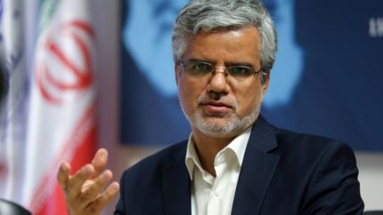 محمود صادقی: دلایل استعفای عارف شنیده شود
