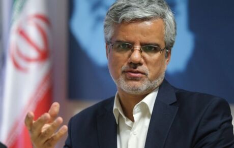محمود صادقی: دلایل استعفای عارف شنیده شود
