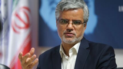 محمود صادقی: دلایل استعفای عارف شنیده شود
