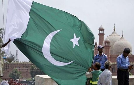 ۷ کشته در انفجار بمب از راه دور در پاکستان