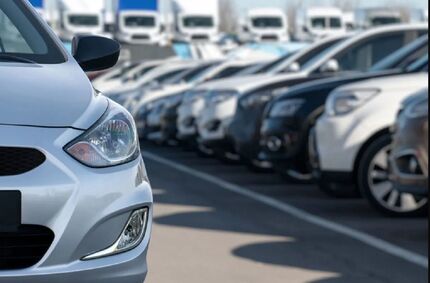 جزئیات تعیین تکلیف خودروهای مانده در گمرک