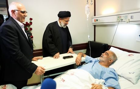 رییس جمهور از تعدادی از جانبازان دفاع مقدس عیادت کرد