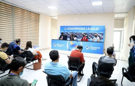 سرمربی پرسپولیس: تا آخرین نفس و برای هواداران می‌جنگیم