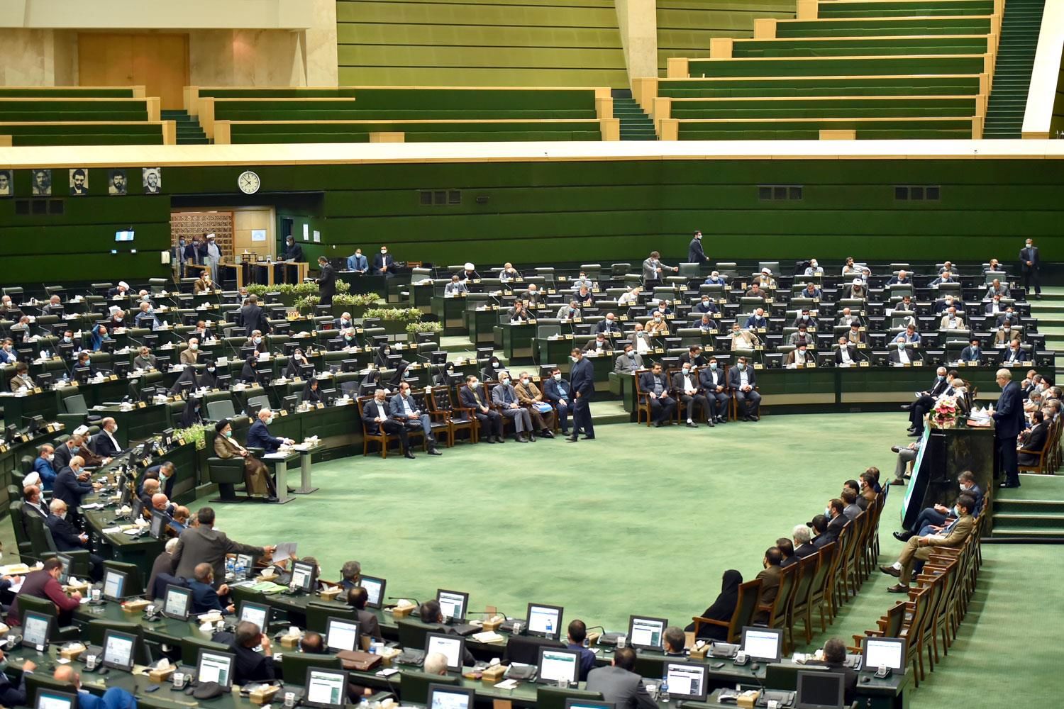 به مناسبت روز مجلس، نشست مشترک مجلس شورای اسلامی و دولت