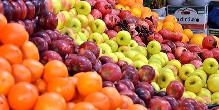 آغاز توزیع سیب و پرتقال شب عید