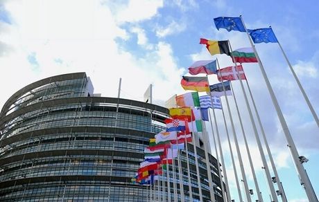 اتحادیه‌اروپا در صدد تحریم نفت روسیه است/ بسته تحریمی پنجم بروکسل