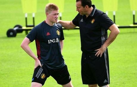 سایت کامبوجی: ایران کشوری دارای "نفت" و یک مربی تراز اول!