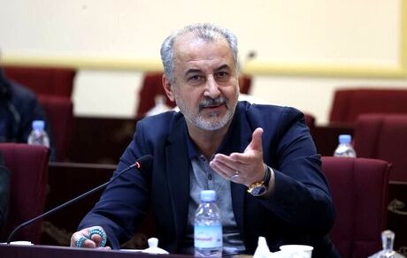 واکنش تند مدیرعامل پرسپولیس به زنوزی: حق با بیرانوند نیست، اگر هست چرا دنبال مصالحه هستید؟