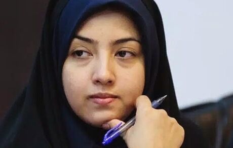 رسانه‌های مکتوب باید به جایگاه واقعی خود برگردند