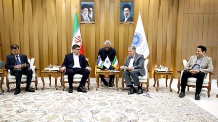 کاهش تعرفه‌های ایران برای کامیون‌های ترانزیتی ازبکستان