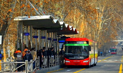 بلیت مترو و اتوبوس‌های BRT در تهران همچنان رایگان است