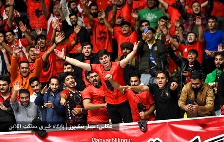 لیگ برتر والیبال: تصاویری از قدرت‌نمایی شهرداری ارومیه مقابل طبیعت در حضور هواداران