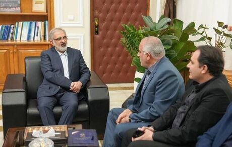 قدردانی رئیس بنیاد مسکن از بانک مسکن به‌ پاس نقش مؤثر در پیشبرد طرح نهضت ملی