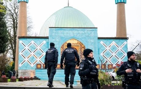 یورش پلیس آلمان به مرکز اسلامی هامبورگ و ۵۴ مرکز مرتبط با مسلمانان
