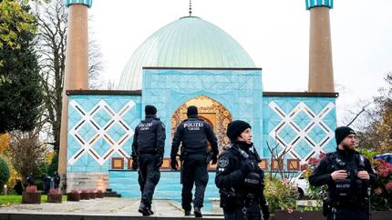 یورش پلیس آلمان به مرکز اسلامی هامبورگ و ۵۴ مرکز مرتبط با مسلمانان