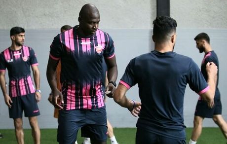 پرسپولیس، فسخ قرارداد دیاباته را تکذیب کرد